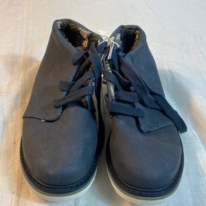 Cat&jack boy’s navy color shoes size 2 new